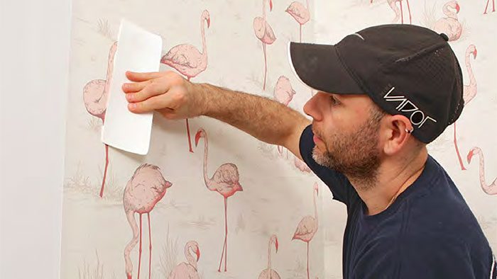 how to hang wallpaper