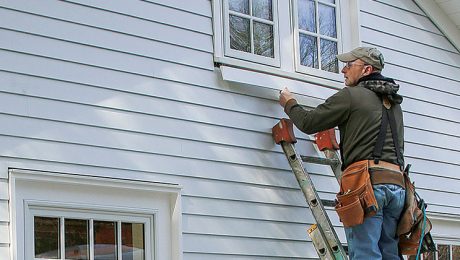 installing clapboard siding